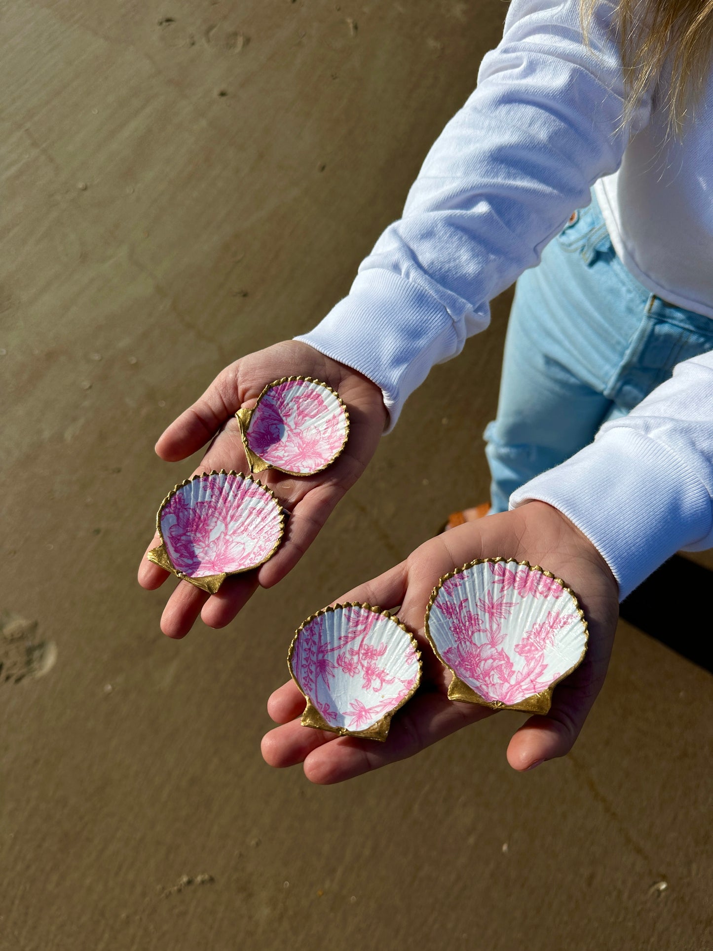 Pink Seas Scallop Shell