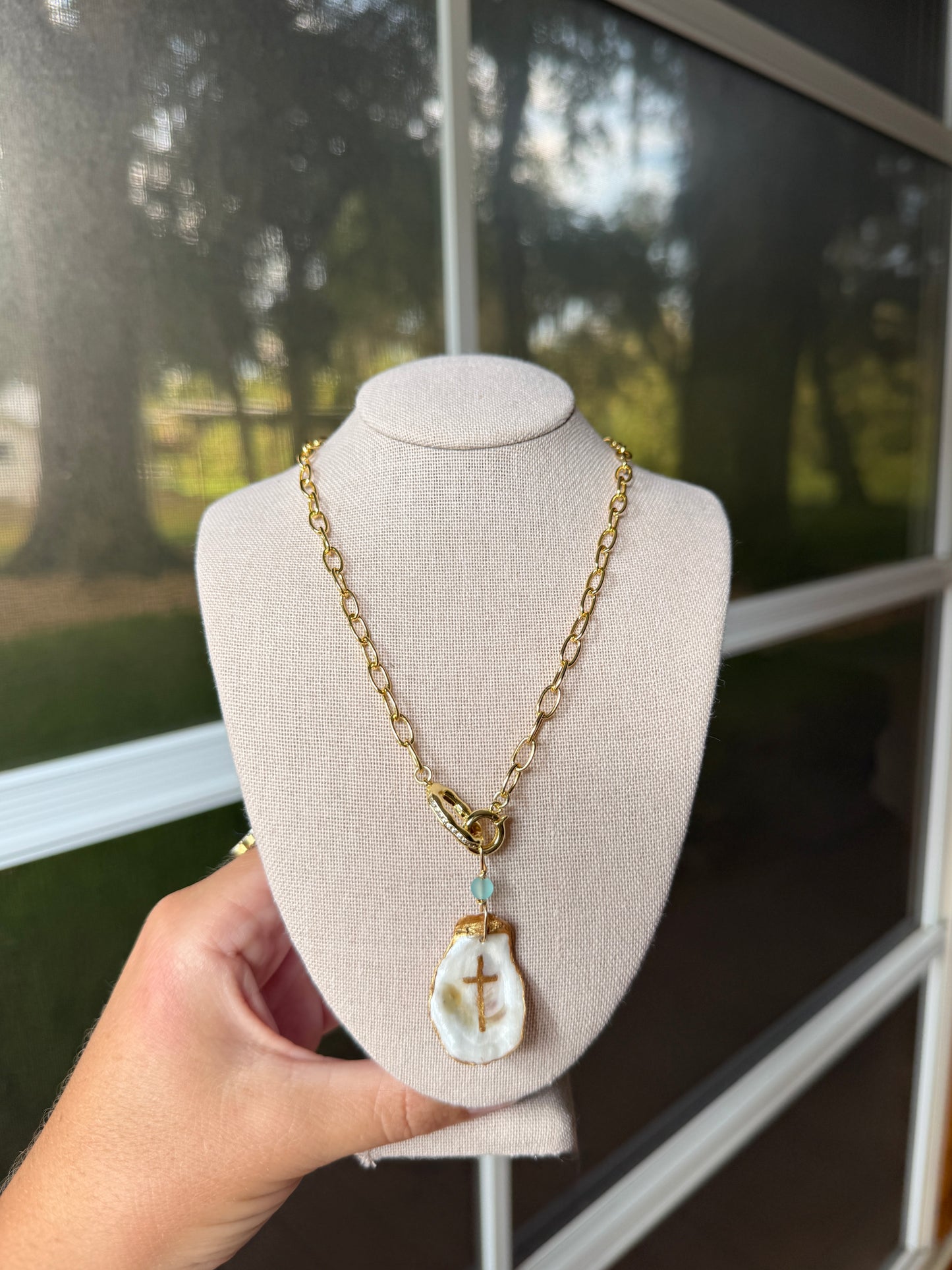 Cross Oyster Necklace