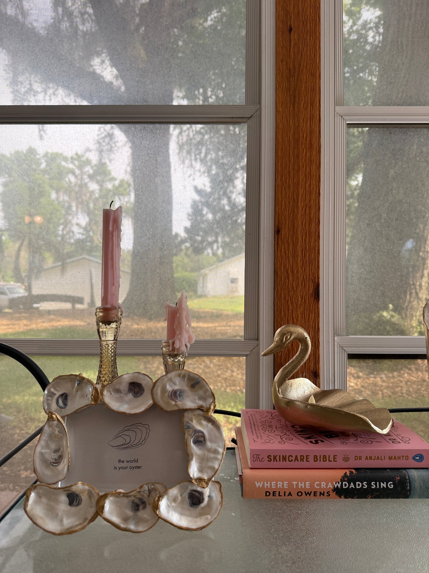 Oyster picture frame
