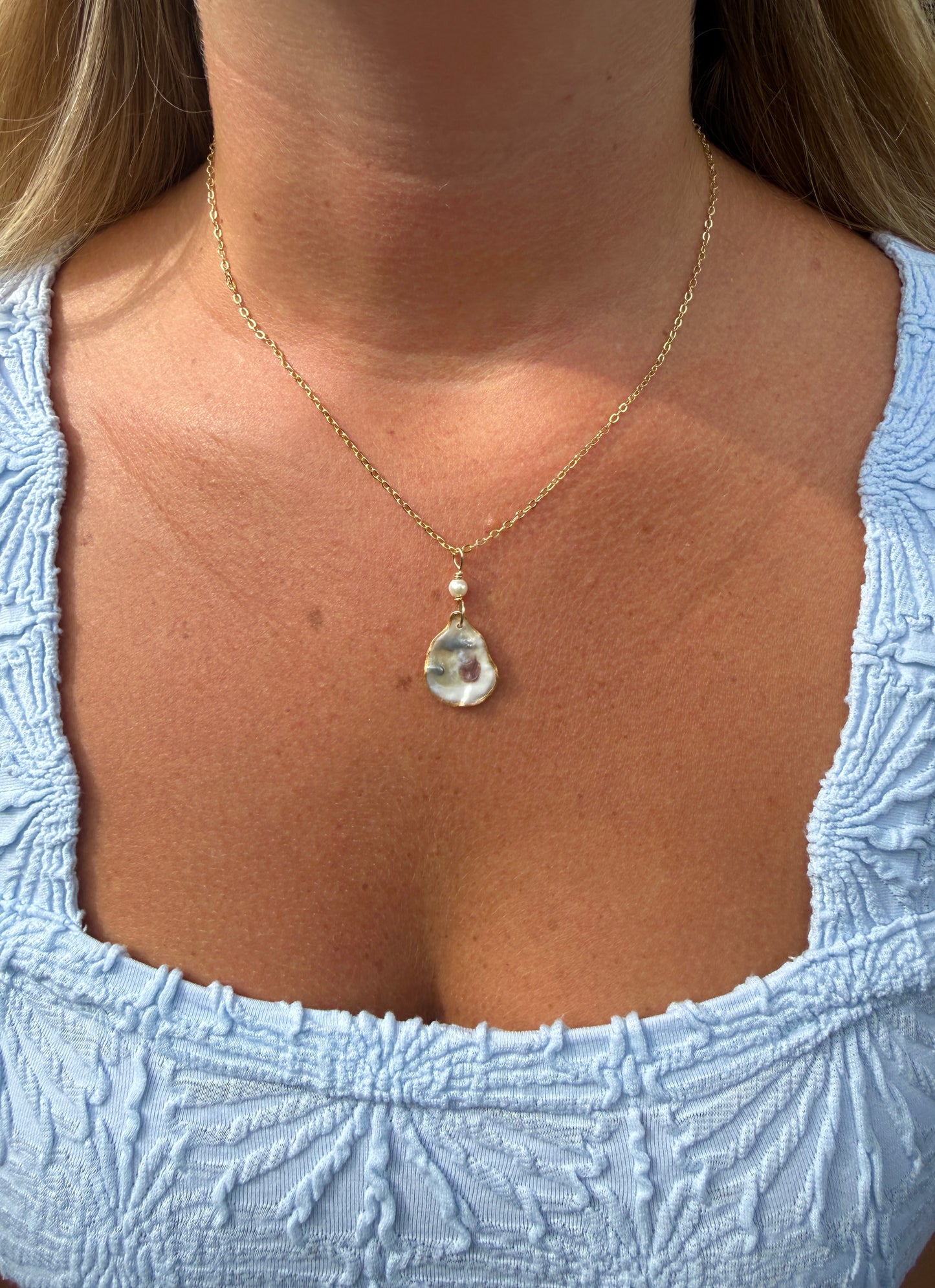 Dainty Oyster