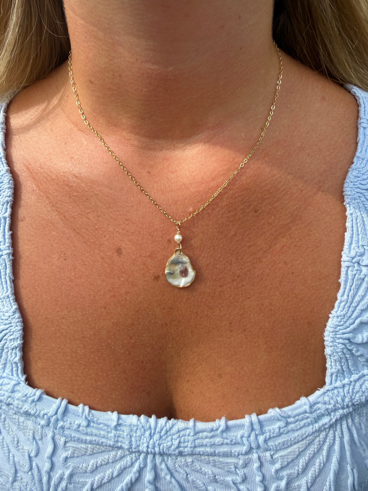 Dainty Oyster