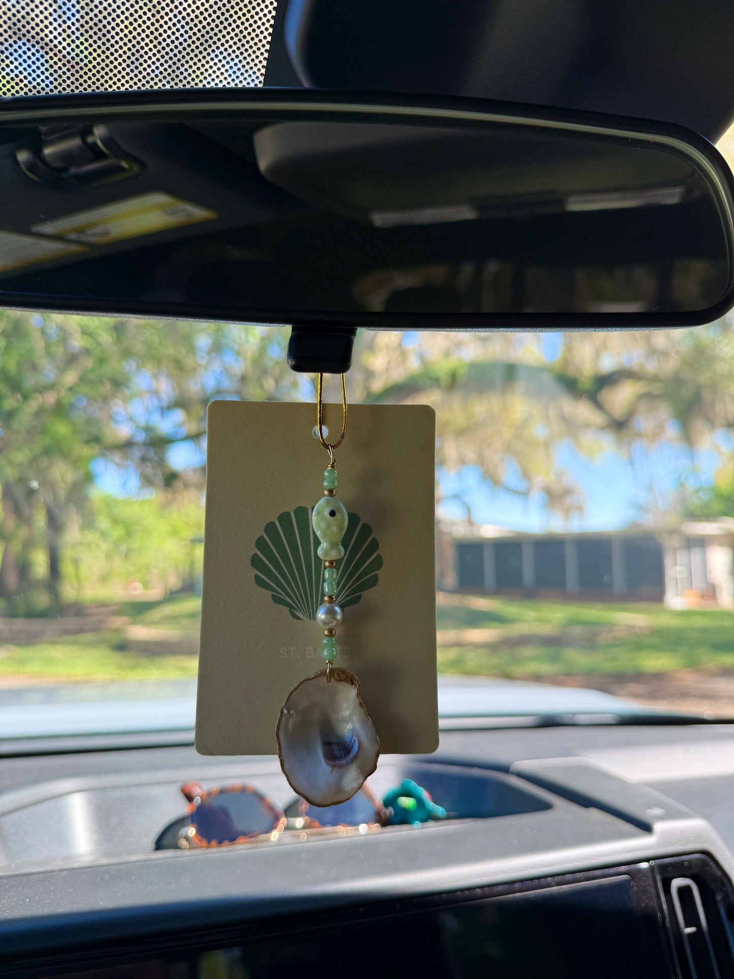 Oyster Car Charm Green