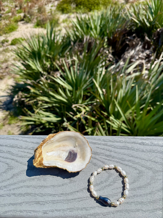 Onyx Fish Bracelet