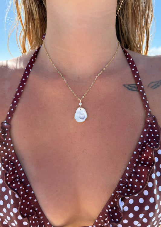 Dainty Oyster Necklace