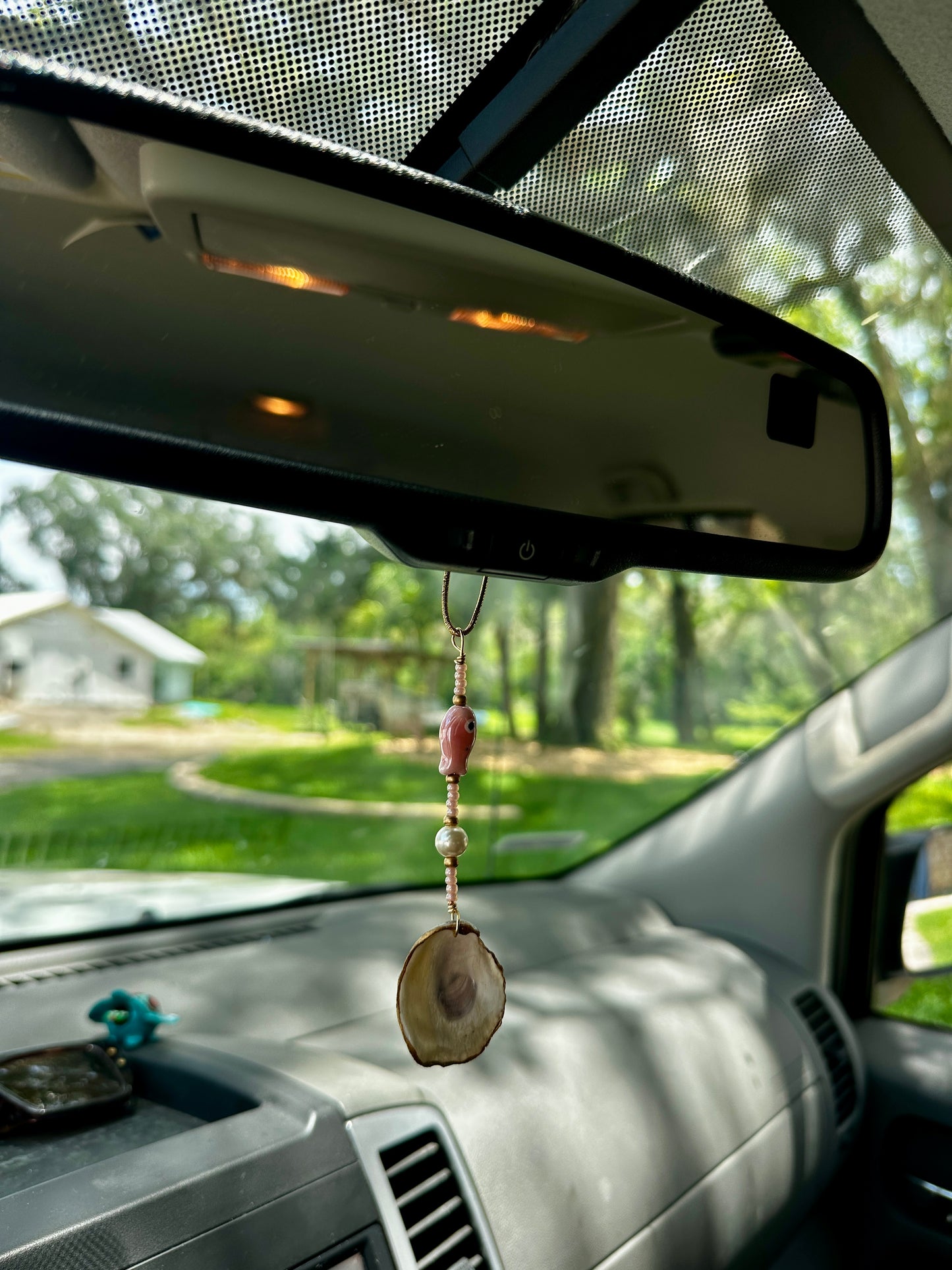 Oyster car charm