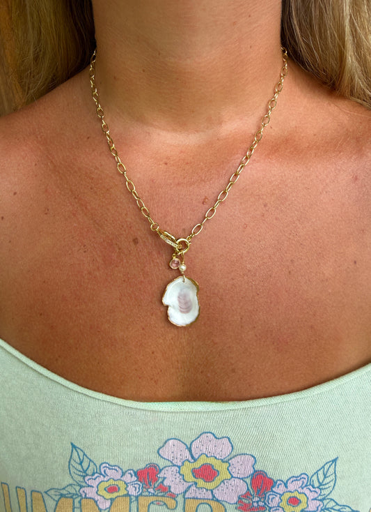 Shimmering Oyster