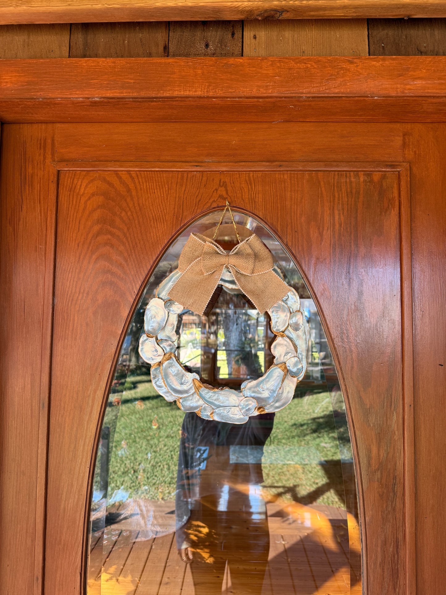 Oyster Wreath